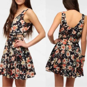 Lucca Couture Multicolor Floral Print  Fit & Flare Mini Dress Size 4 - Picture 1 of 6