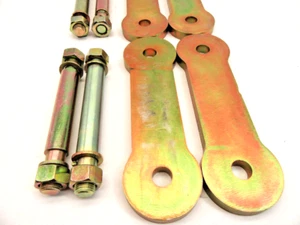 Non-Greaseable 4-3/4" Dog Bone Shackle Set for 1958-1980 Toyota Land Cruisers - Bild 1 von 1