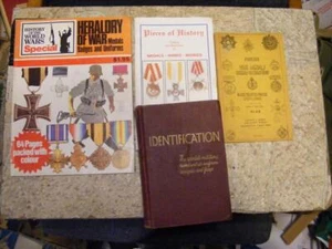 4 Books, 1943 Identification the Worlds Military Naval & Air Insignia & Flags - Imagen 1 de 1