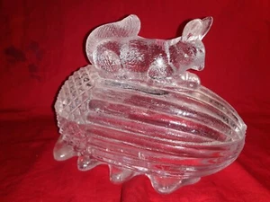 BONBONNIERE EN VERRE PRESSE VALLERYSTHAL/PORTIEUX  ECUREUIL SUR GLAND N°724/2 - Imagen 1 de 11