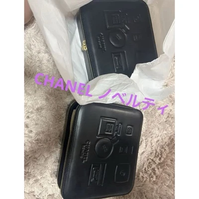 Chanel Novedad Cuero Caja Grande Foto 1 de 3