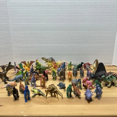 Массивный 57 винтажный мини динозавр фигурки жесткий пластик игрушки лот 1-3 дюйма T-Rex больше - Изображение 1 из 4