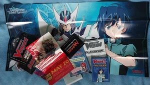 Cardfight Vanguard Papier Spielmatte & Promo Lot - KEINE KARTEN - Mini Charakter Poster - Bild 1 von 8