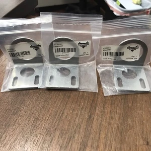 (NEW - Lot of 3) AUTOMATION DIRECT ST30C6W Mounting Bracket - Picture 1 of 5