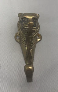Gancho de león de latón sombrero gancho escudo pantera tigre - Imagen 1 de 5