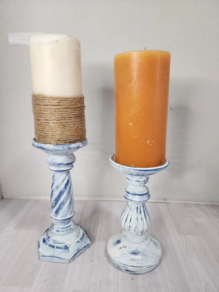 Juego de 2 pilares de velas francesas Shabby Chic Country azul blanco SOLO USADOS EN EXCELENTE ESTADO Foto 1 de 4