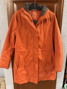 LL Bean Jacket Women’s Medium Petite Winter Warmer Hooded Fleece Lined Coat - Picture 1 of 8