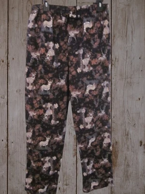 NUEVO CON ETIQUETAS - Pantalones largos de salón de franela con diseño de ciervos y hojas talla M para adultos talla M Foto 1 de 4