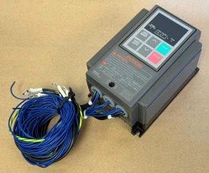 FUJI INVERTER TYPE FVR0.4E9S-2 3PH 200-230V 1.1KVA FVR.E9S - Picture 1 of 6