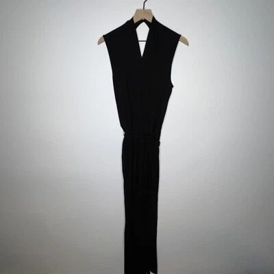 Mono Matilda Jane Power Pose pequeño sin mangas negro liso Foto 1 de 4