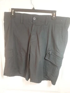 Men's SONOMA The Everyday Shorts Black Cargo Shorts SZ 44 - Picture 1 of 9