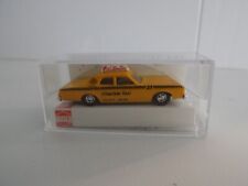 Busch 46607 Dodge Monaco Checker Taxi Car  1:87 HO Scale