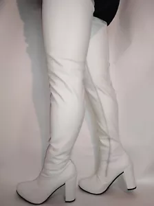 stiefel Kunstleder weiß , Gr. 40 - 47 RV, neu, 11 cm Absatz, Länge 80 cm PL - Bild 1 von 6