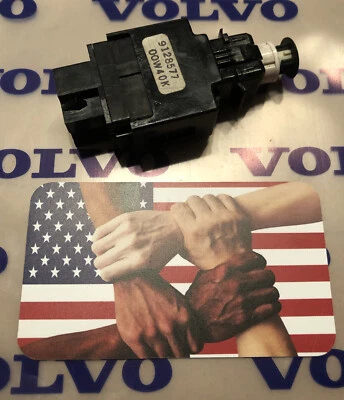 Volvo 9128577 Brake Stop Light Switch C70 S70 V70 850 940 960 V40 S40 V90 S90 - Image 1 of 4