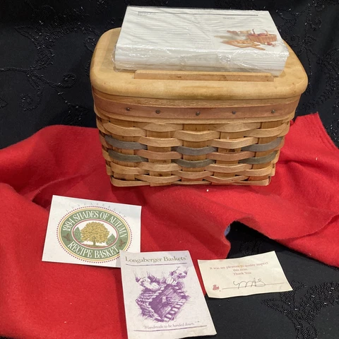 Longaberger Recipe Basket w/lid, Insert, Opened Large Package of Recipe Cards Cover