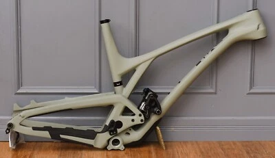 НОВАЯ 2022 EVIL FOLLOWING V3, карбоновая, XL, полная подвеска, рама горного велосипеда, 29 дюймов - Изображение 1 из 4