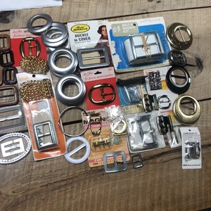 MENGE 50+ METALL & KUNSTSTOFF VINTAGE GÜRTELSCHNALLEN & VERSCHIEDENE GÜRTELHERSTELLUNG TEILE - Bild 1 von 10
