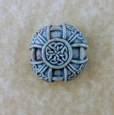 2 Celtic Trinity Knot Raku Porcelain 28mm beads, Teal Blue and Copper Foto 1 de 4