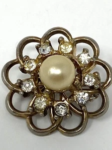 Vintage Small Flower Faux Pearl and Rhinestone Gold Tone Brooch - Picture 1 of 6