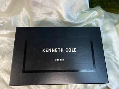 Juego de regalo de cuatro piezas Kenneth Cole For Him  Foto 1 de 3