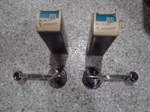 56-62 C1 Corvette Inner Door Window Crank Handles (2)--GM #3725377--NOS--NCRS! - Picture 1 of 14