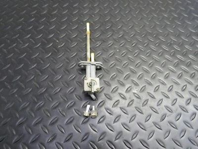 95-06 KAWASAKI KDX 200 KDX 220 GAS TANK FUEL VALVE PETCOCK GOOD! 1995 - Image 1 of 4