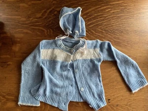 Vintage Baby Bonnet Sweater Layette Blue 9 Months ? 70s Era Aesthetic Nostalgia - Picture 1 of 9