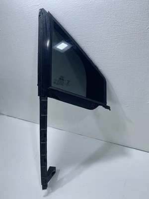 2013-2020 Ford Fusion Front Right Side Door Quarter Window Glass DS73-F21400 OEM - Image 1 of 4