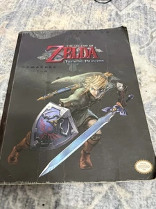 The Legend of Zelda Twilight Princess Strategy Guide Gamecube Premiere No Poster - Imagen 1 de 3