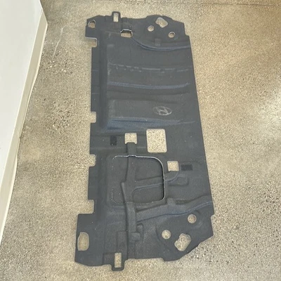 Alfombrilla de piso trasero Hyundai Tucson 2025 revestimiento cubierta moldura OEM 84265-CW100NNB Foto 1 de 3