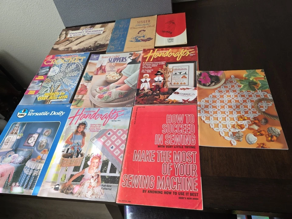 10 Mixed Lot Vintage Crochet Knit Knitting Magazines Clothes Patterns 1940s-00s  - Image 1 of 4