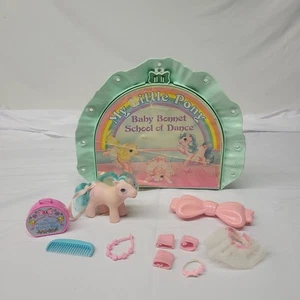 De colección 1986 My Little Pony Baby Bonnet Escuela de Danza Juego de Juguetes con Accesorios Beddy - Imagen 1 de 23