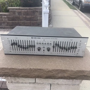 Klark Teknik DN22 Graphic Equaliser Made In Britain No Plug - Picture 1 of 14