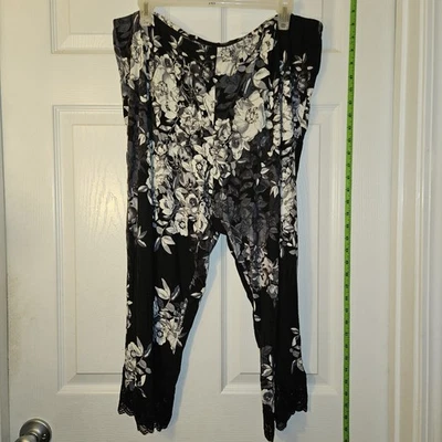 XL - cool Nights Sleepwear Or Lounge Pants  Black & White Floral - Image 1 of 4
