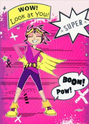 Tarjeta de crecimiento juvenil superhéroe niña con capa amarilla para niños/niños Foto 1 de 2