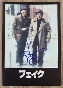 Johnny Depp Signed Donnie Brasco Japanese Movie Program True Story LEGEND JSA - Picture 1 of 3