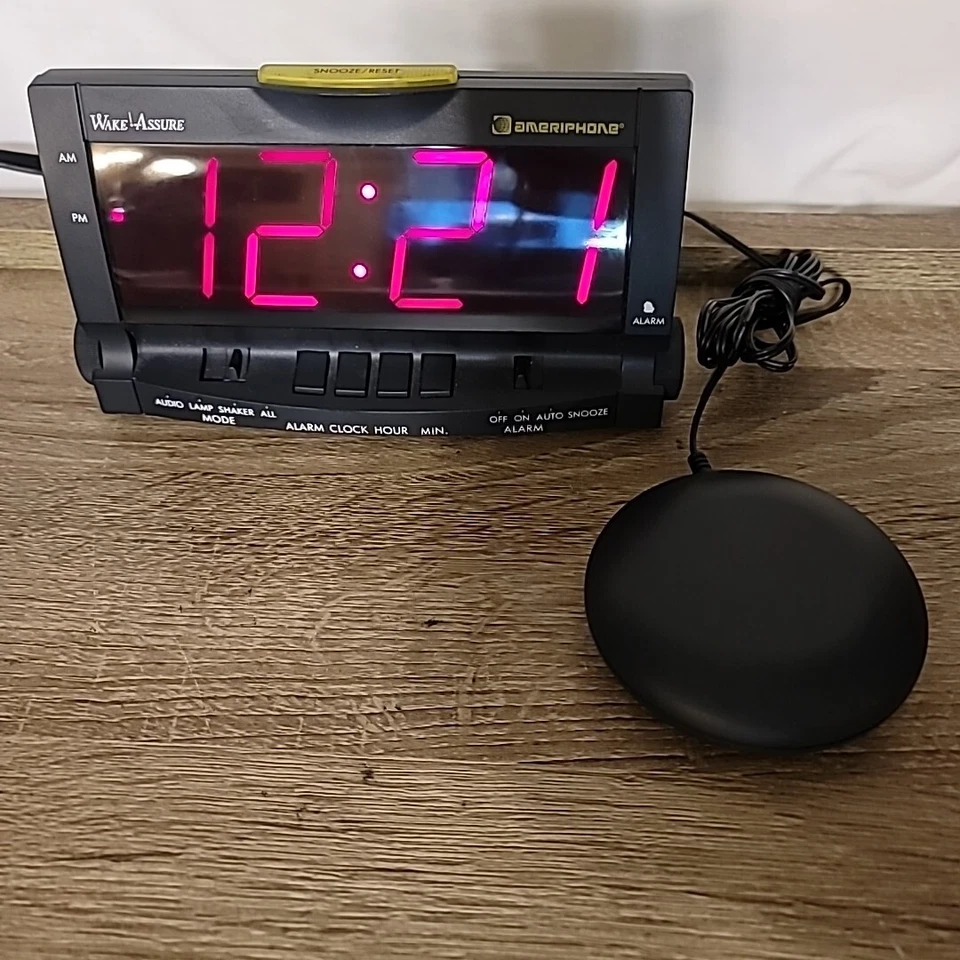 CLARITY Ameriphone Wake Assure Alarm Clock + WORKING bed shaker - Image 1 of 4