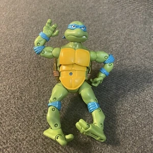 TMNT Playmates Leonardo Ninja Turtles 2012 6" Action Figure Toys Viacom - Picture 1 of 10