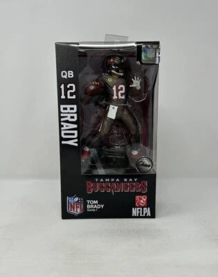 Figura de acción Tom Brady Tampa Bay Buccaneers Imports Dragon NFL Serie 1 Chase Foto 1 de 4