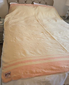 Vintage Guaranteed Witney Wool Blanket bedspread 200X 230cm - Picture 1 of 16