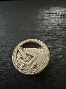 Französische 1. Weltkrieg Maginot Linie "On Ne Passe Pas" Metall Brosche/Abzeichen BE - Bild 1 von 3