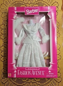 Mattel 1996 Barbie Fashion Avenue Winter Bridal Dress #15897 NIB Outfit - Picture 1 of 8