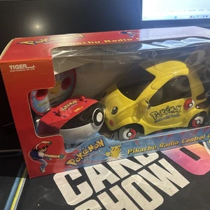 POKEMON PIKACHU RADIO CONTROL CAR TIGER ELECTRONICS HASBRO FACTORY SEALED - Picture 1 of 10