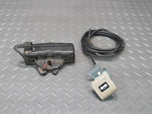 95-00 LEXUS UCF20L LS400 HOOD LOCK LATCH CABLE RELEASE HANDLE SET OEM - Picture 1 of 13