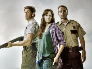Foto FIRMADA de Zombie Walking Dead Rick & Lori Andrew Lincoln Sarah Callies Certificado de Autenticidad - Imagen 1 de 6