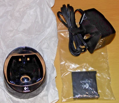 LOGITECH MX AIR GYROSCOPIC BATTERY, UK CHARGER and DOCK BASE BRAND NEW 3.7 600MH - Image 1 of 3