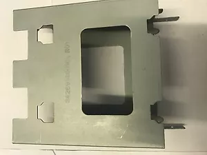 370-3159 342-6914-00104 SUN ULTRA 5/10 FDD BRACKET. - Picture 1 of 5