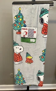 New Peanuts Snoopy Puffer Jacket Woodstock Soft Gray Throw Blanket 60 X 70” - Picture 1 of 3