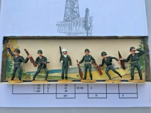 MERTEN 4 cm Fig.BOX 4005 Deutschland Gegenwart Infanterie stürmend - Bild 1 von 12