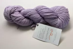 Hilos Sunshine pintados a mano 100 % Merino Superwash Worsted Audrey púrpura - Imagen 1 de 2